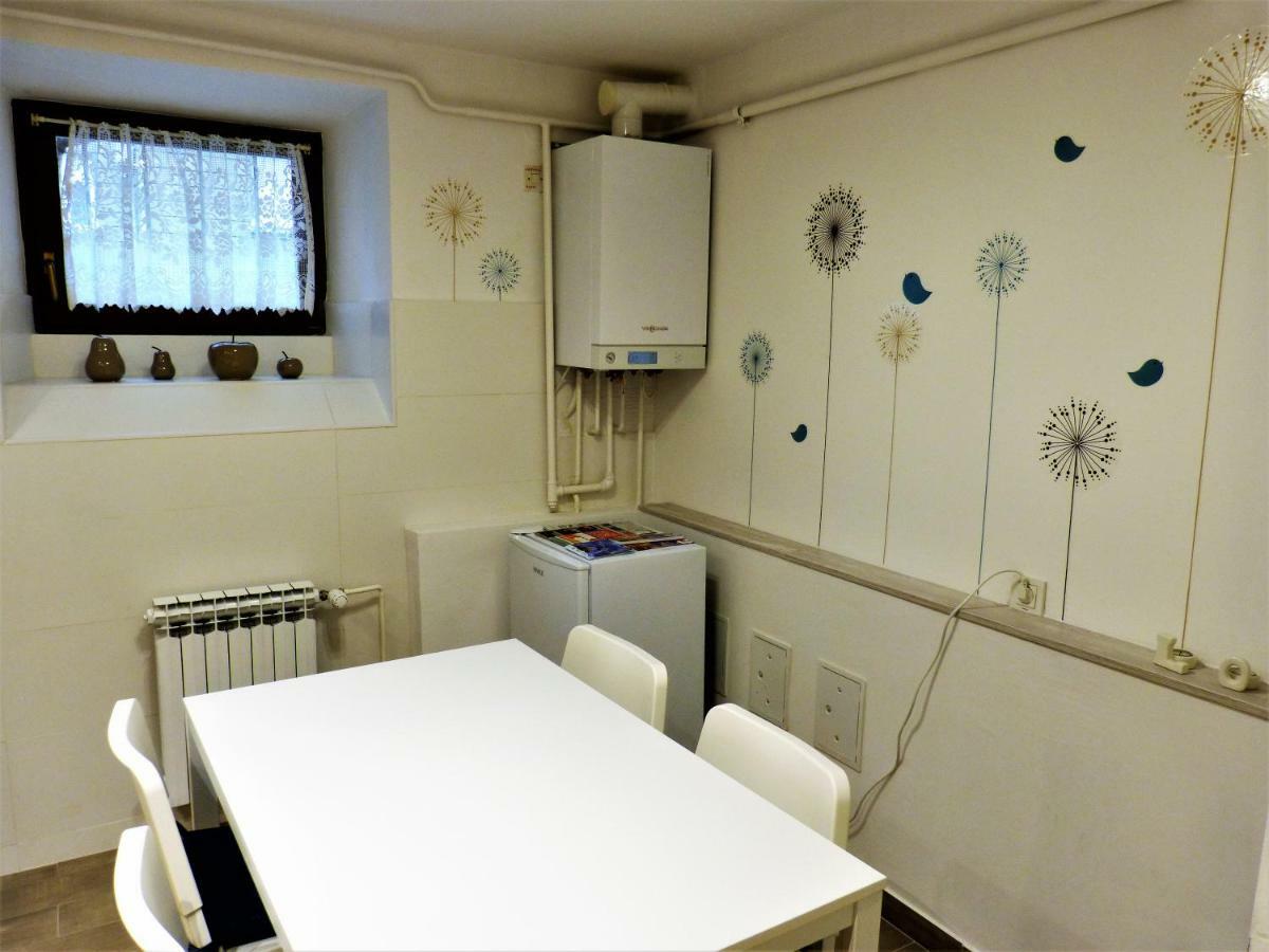 Apartman La Linea - Free Parking Zagreb Buitenkant foto